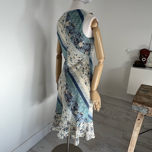 90s Y2K Breaking‎ Loose Floral Dress - Picture 3 of 6